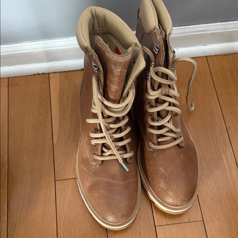 Sorel Brown Lace Up Women's Boots